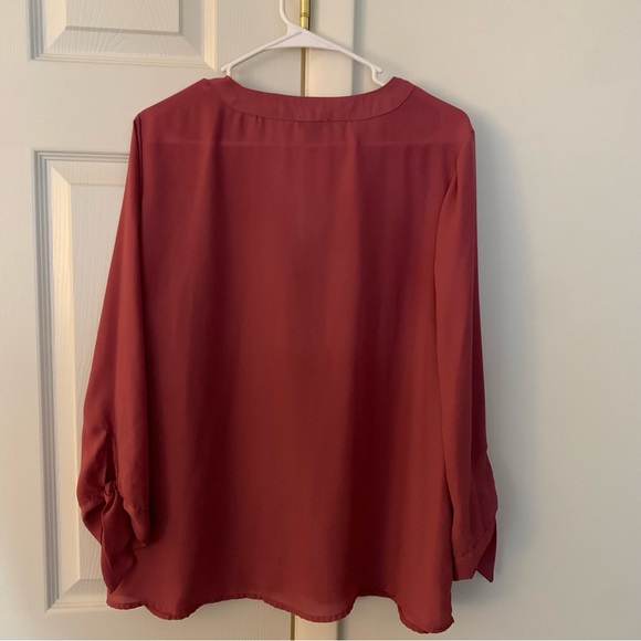 Blouse - Picture 3 of 3